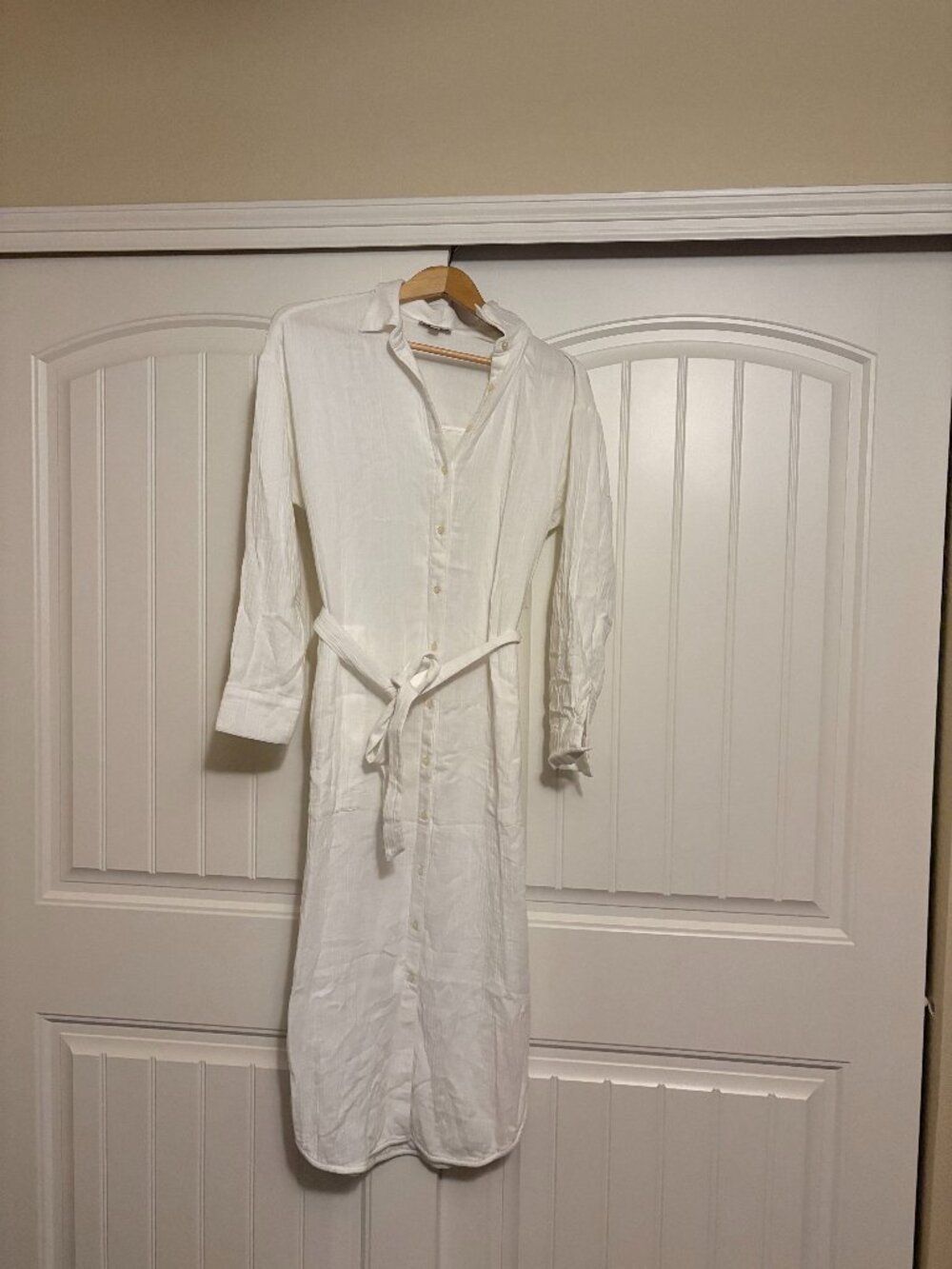 LOFT Outlet Shirt Dress Medium White Long Sleeve Button Front Textured Collared